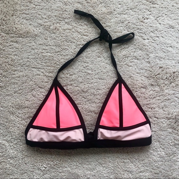 Xhilaration Other - Triangle bikini top